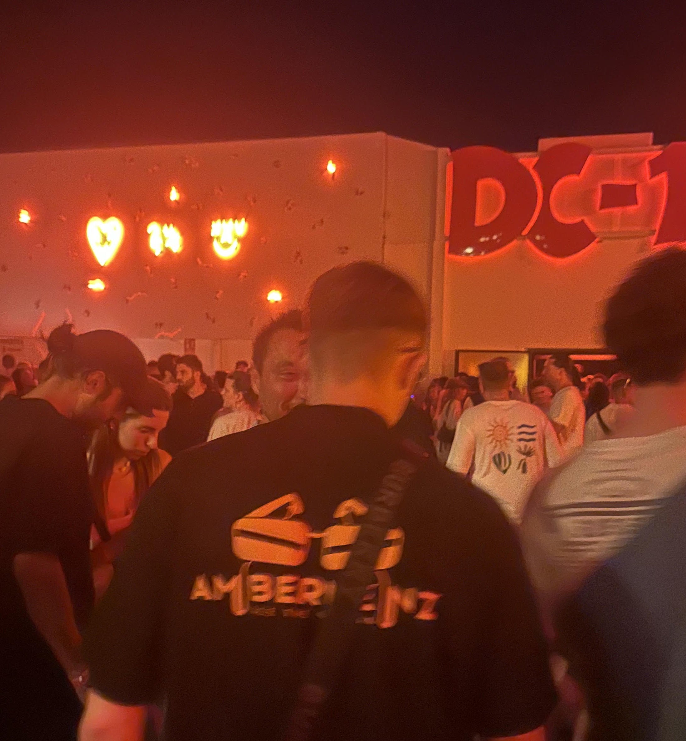 DC-10 Night.jpg__PID:8b212dbe-ae94-4451-b2c8-246fd4afe48e